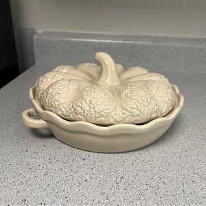 Pumpkin-Shaped Ceramic Dish